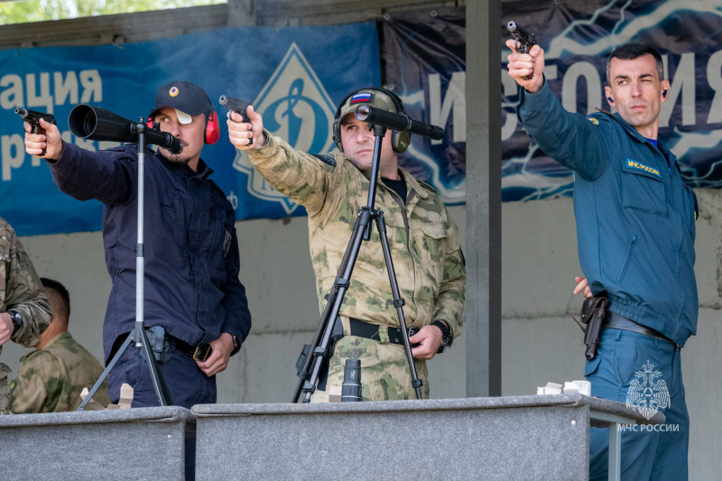 Команда Центра участвовала в соревнованиях по стрельбе из боевого ручного стрелкового оружия Команда Центра участвовала в соревнованиях по стрельбе из боевого ручного стрелкового оружия