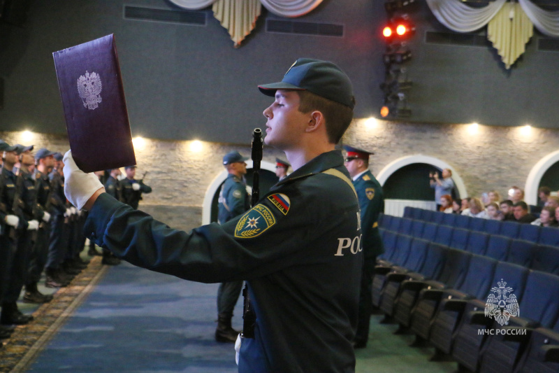 Торжественное принятие   Военной присяги