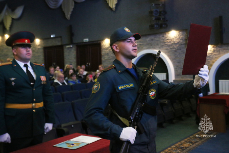 Торжественное принятие   Военной присяги