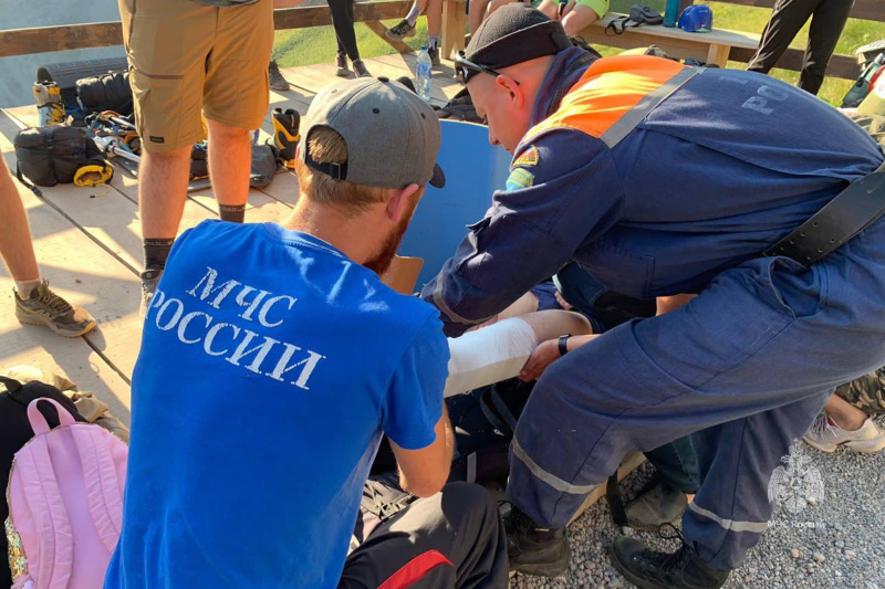 Спасатели Центра  продолжают нести дежурство  в Эльбрусском высокогорном поисково-спасательном отряде МЧС России