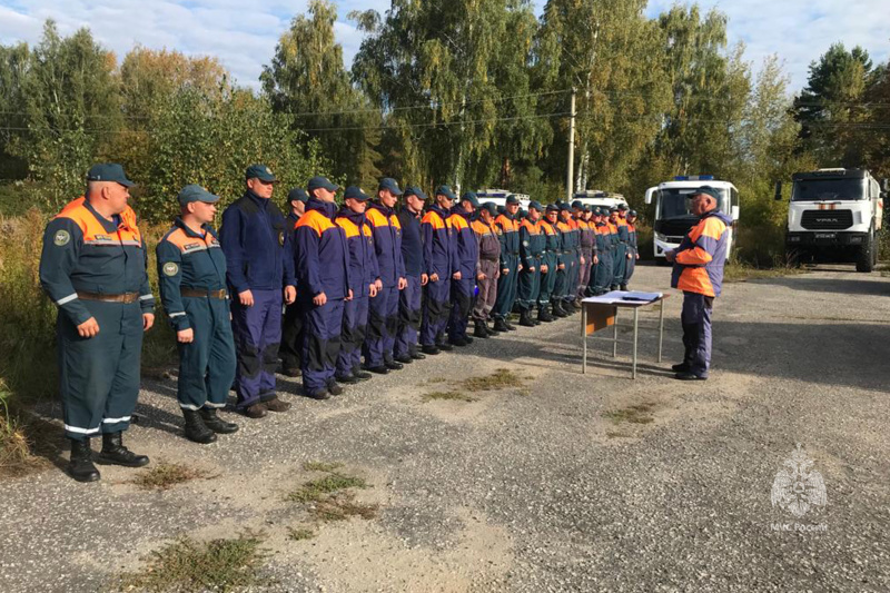 Совместные тренировки и практические занятия с летными экипажами и спасателями МЧС России