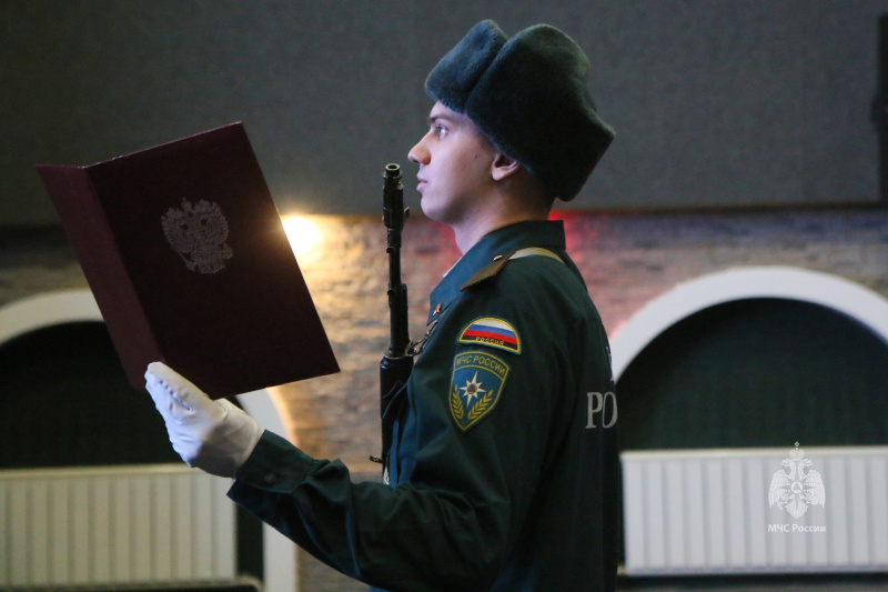 Торжественное  принятие   Военной присяги