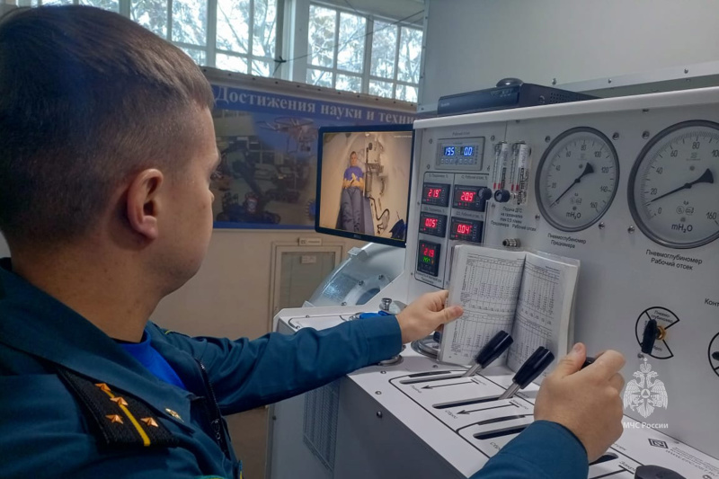 Завершились тренировочные сборы по водолазной подготовке