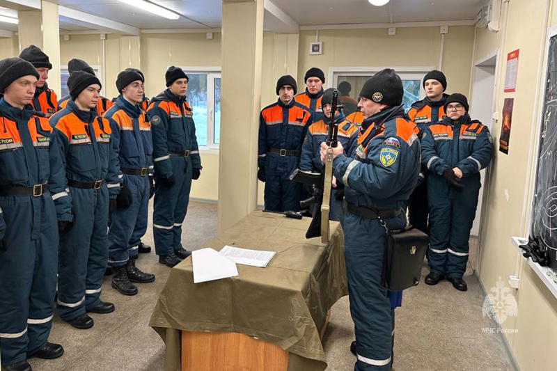 Проведение учебных стрельб с  военнослужащими по призыву