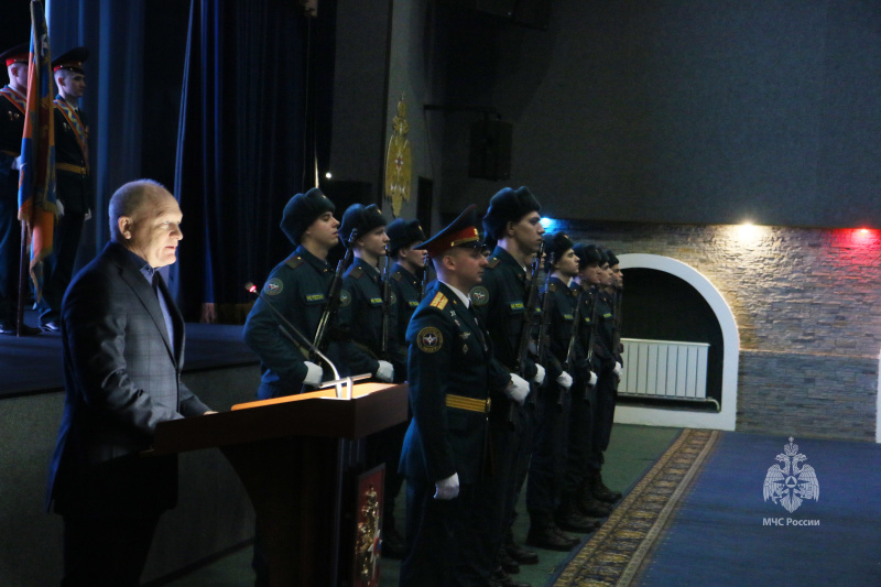 Торжественное  принятие    Военной  присяги
