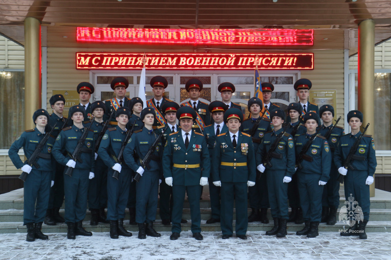 Торжественное  принятие    Военной  присяги