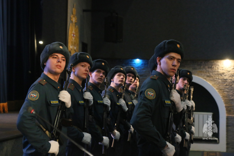 Торжественное  принятие    Военной  присяги