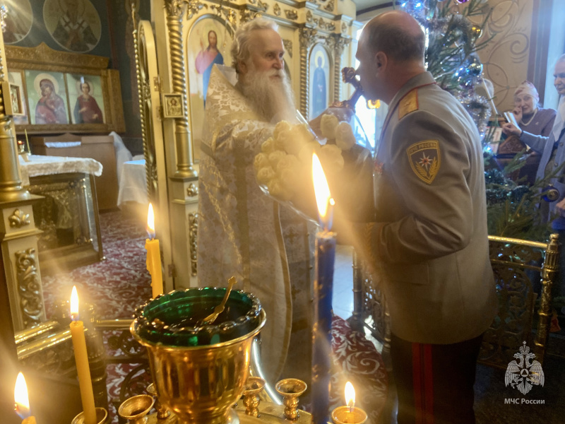 Сотрудники Центра празднуют Рождество Христово