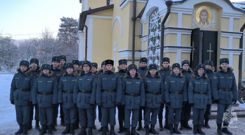 Сотрудники Центра празднуют Рождество Христово