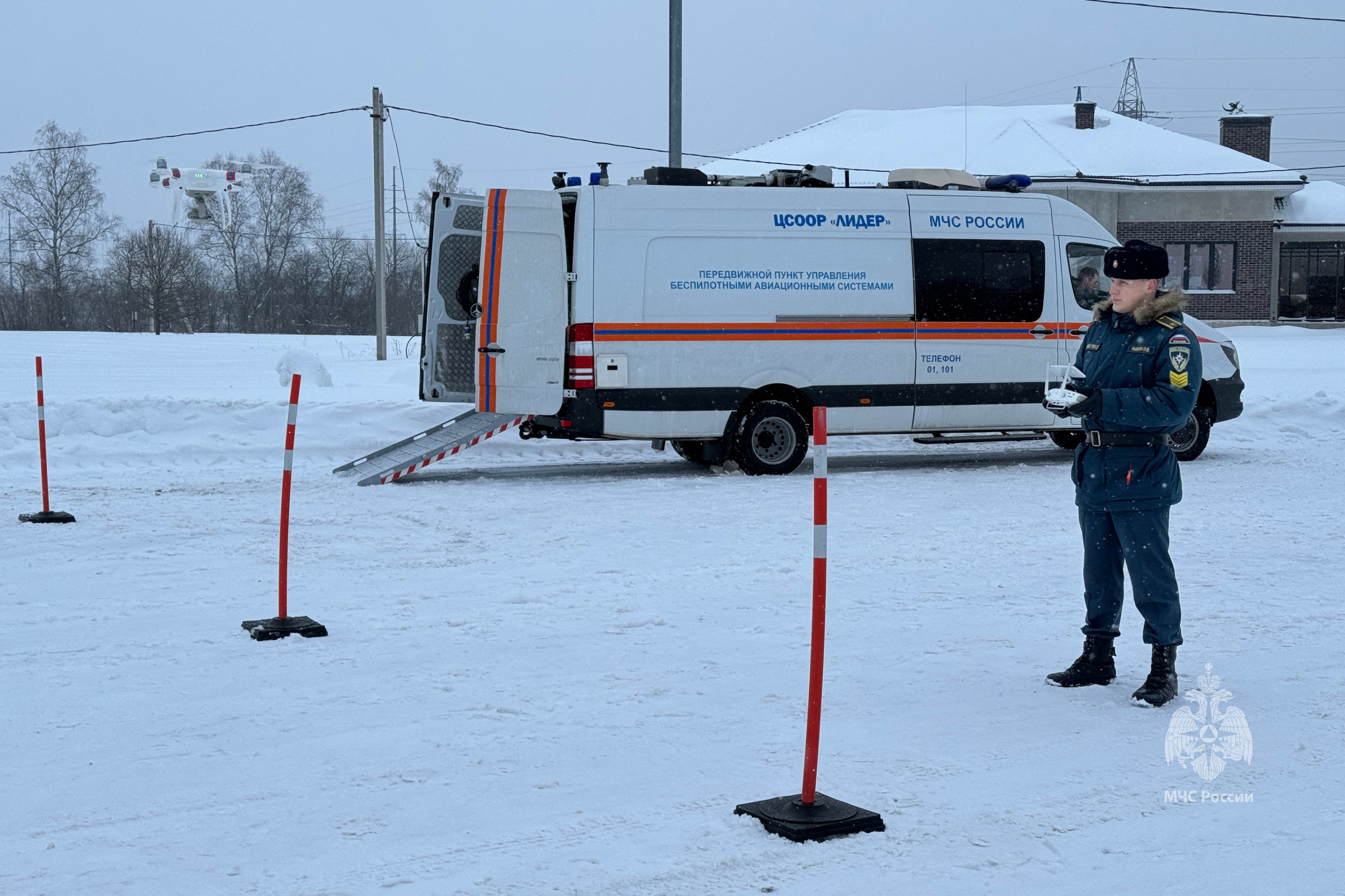 Учебно-тренировочные полеты операторов беспилотных воздушных систем - Все  новости - ФГКУ «Центр по проведению спасательных операций особого риска « Лидер»