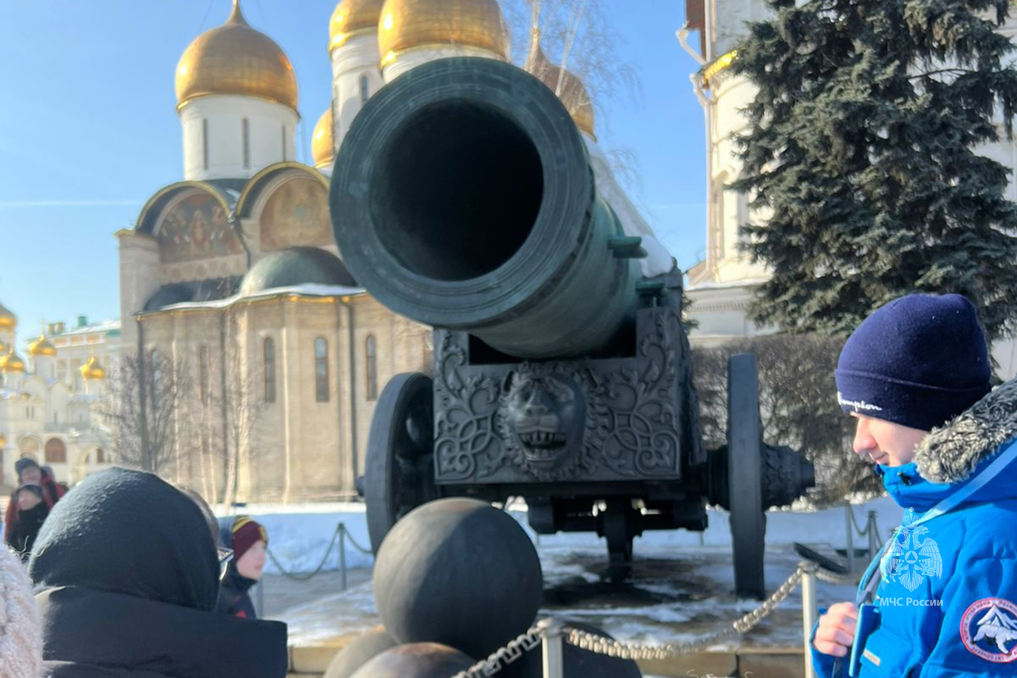 Экскурсия в Московский Кремль - Все новости - ФГКУ «Центр по проведению  спасательных операций особого риска «Лидер»