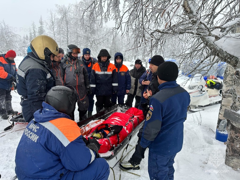 Завершились сборы по применению снегоходов в горно-таежной местности