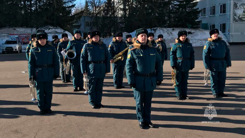 Участие оркестра Центра в парадном расчете