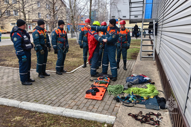 Проводятся занятия по горной подготовке