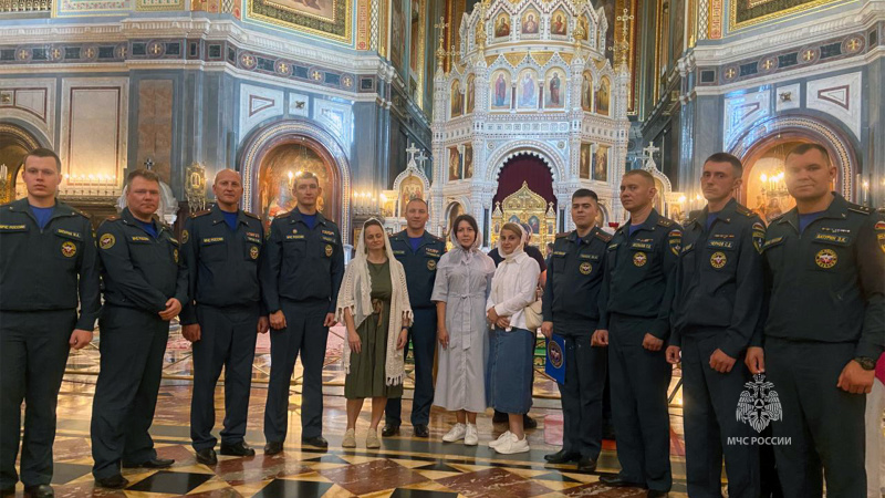 Участие в благодарственном молебне в честь иконы Божьей Матери «Неопалимая Купина»