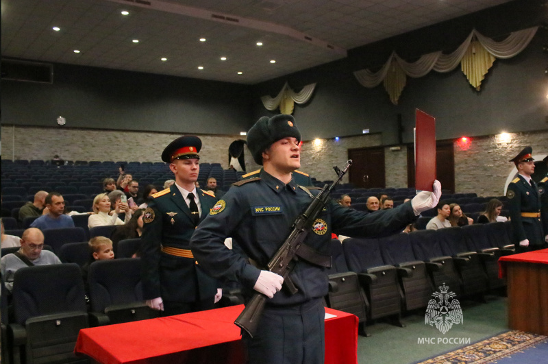 Торжественное  принятие  Военной  присяги