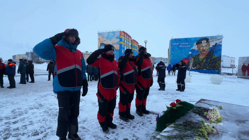 Колонны арктической экспедиции МЧС России продолжают свое движение