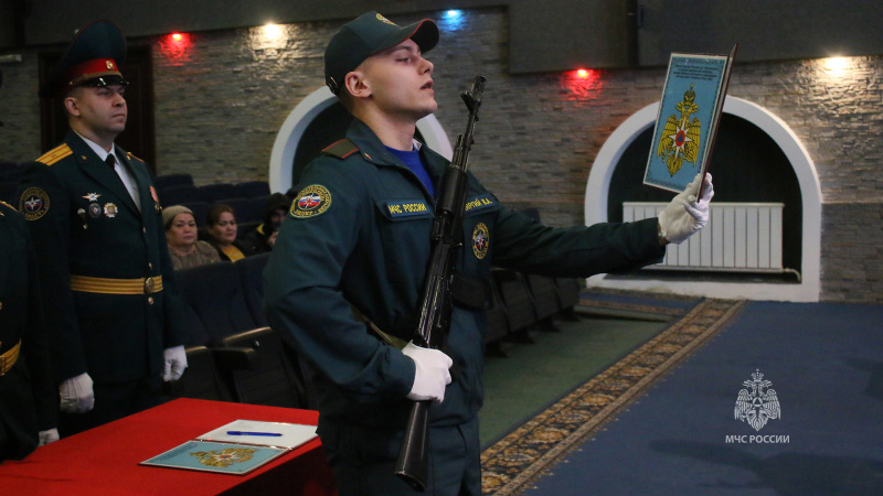 Торжественное   принятие   Военной  присяги