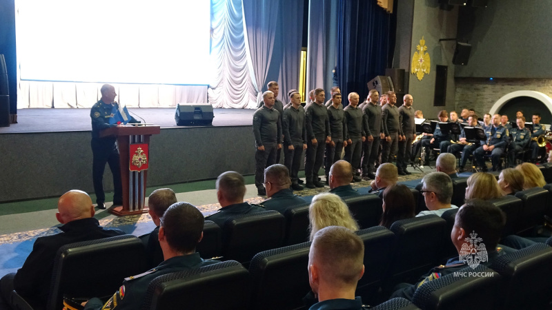 Торжественная  встреча  отряда из  Калининградской области