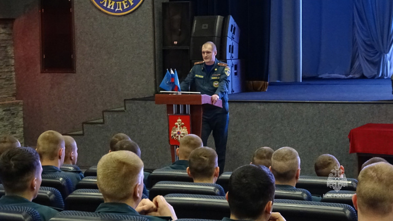 Правовое  информирование  военнослужащих по призыву