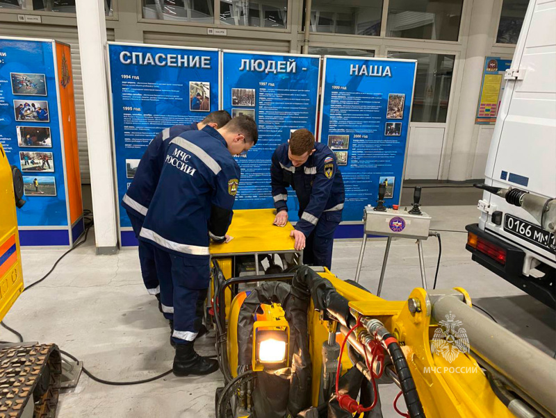 Практика  курсантов  АГЗ МЧС России Практика  курсантов  АГЗ МЧС России