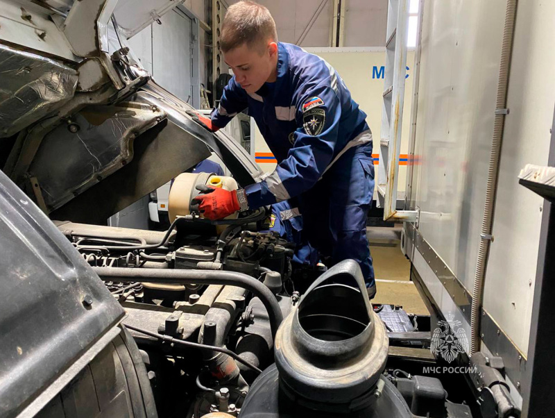 Практика  курсантов  АГЗ МЧС России Практика  курсантов  АГЗ МЧС России