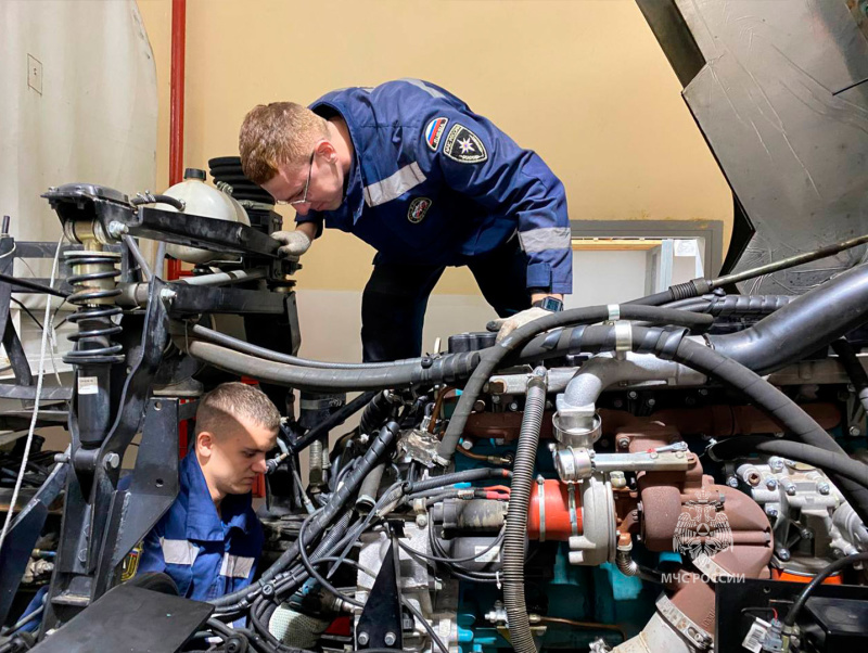 Практика  курсантов  АГЗ МЧС России Практика  курсантов  АГЗ МЧС России