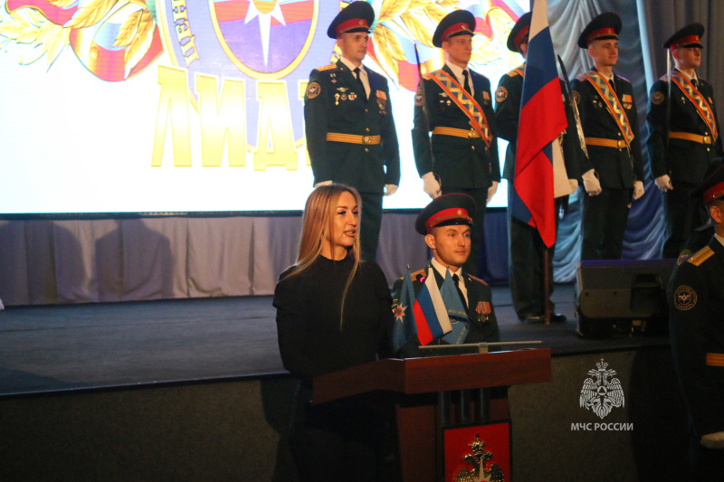 Торжественное   принятие   Военной   присяги