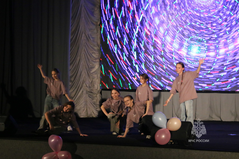 Праздничный  концерт,  посвященный Дню матери