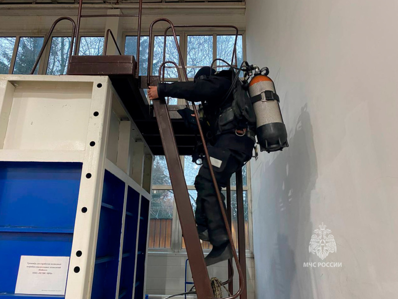 Учебно-тренировочные  водолазные спуски