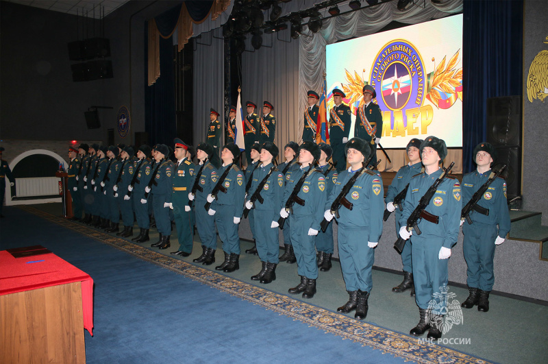 Торжественное   принятие    Военной   присяги