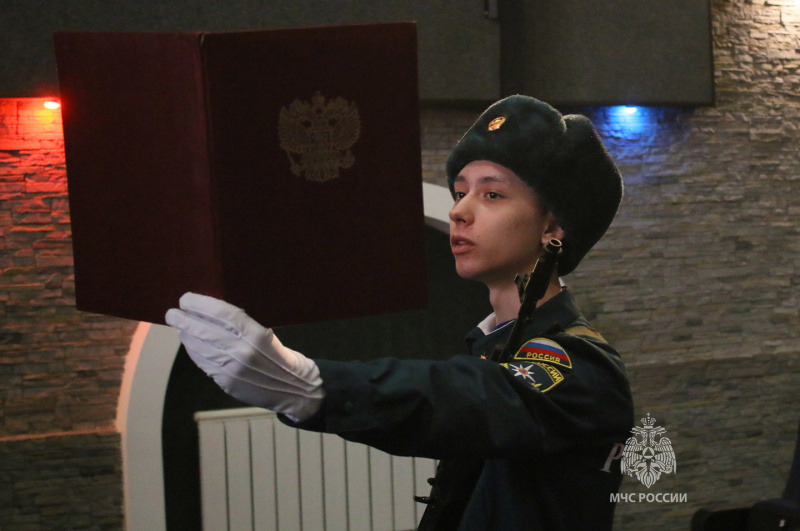 Торжественное   принятие    Военной   присяги