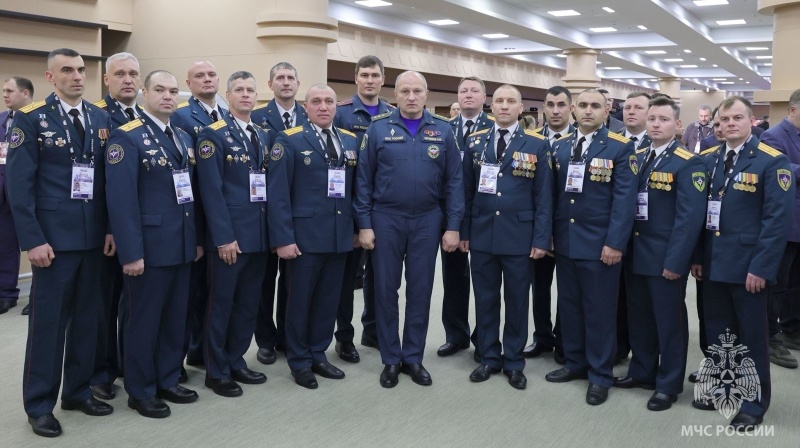 Спасатели Центра в Национальном центре «Россия» на форуме «Вместе победим»