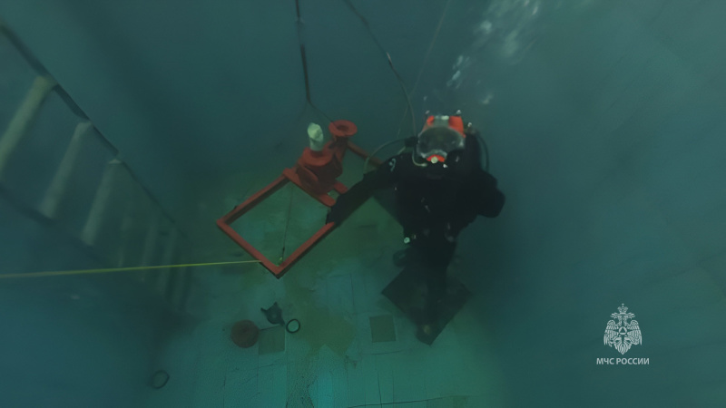 Водолазы Центра провели тренировочные спуски