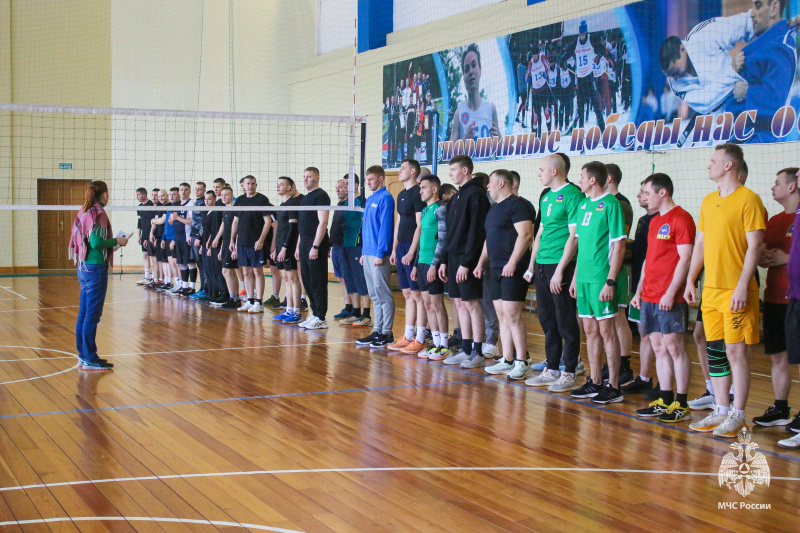 В  Центре прошло  первенство  по волейболу