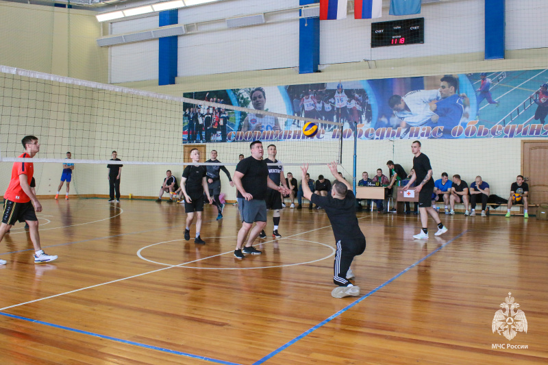 В  Центре прошло  первенство  по волейболу