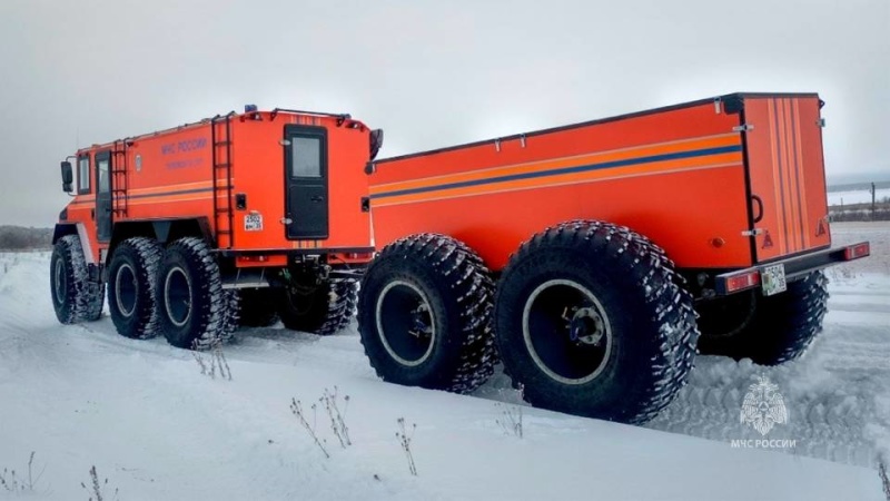 Спасатели Центра обучаются по программе «Водитель внедорожного автотранспортного средства»