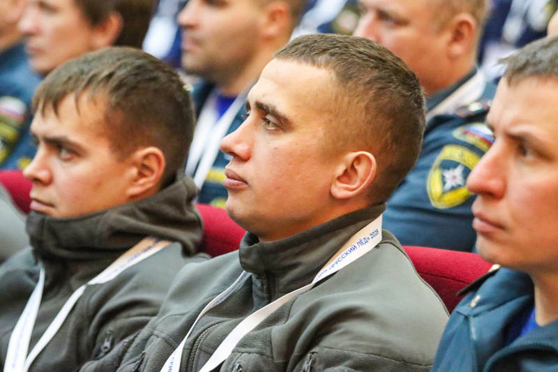 Спасатели Центра - призеры Фестиваля «Русский лёд-2026»