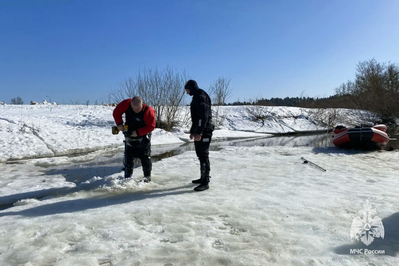 Водолазы Центра принимают участие в поисках пропавших детей