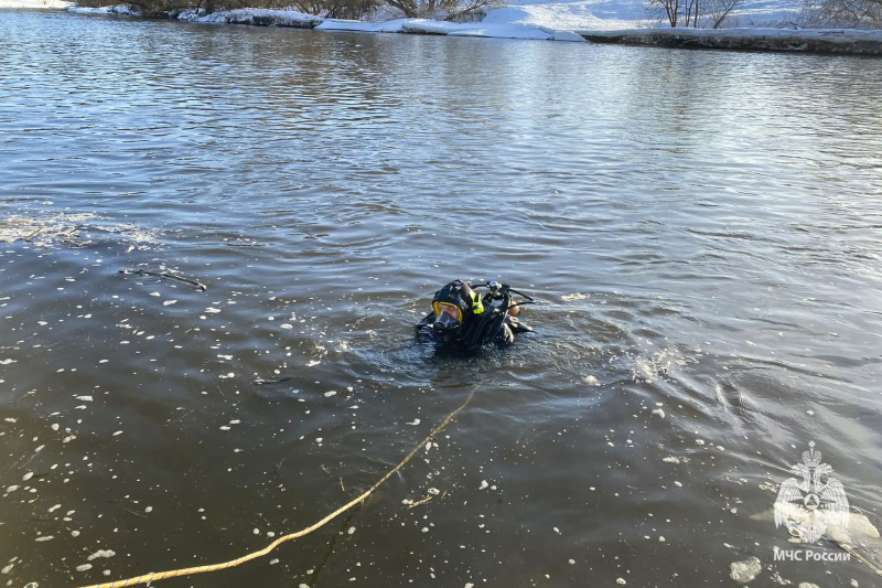 Водолазы Центра принимают участие в поисках пропавших детей