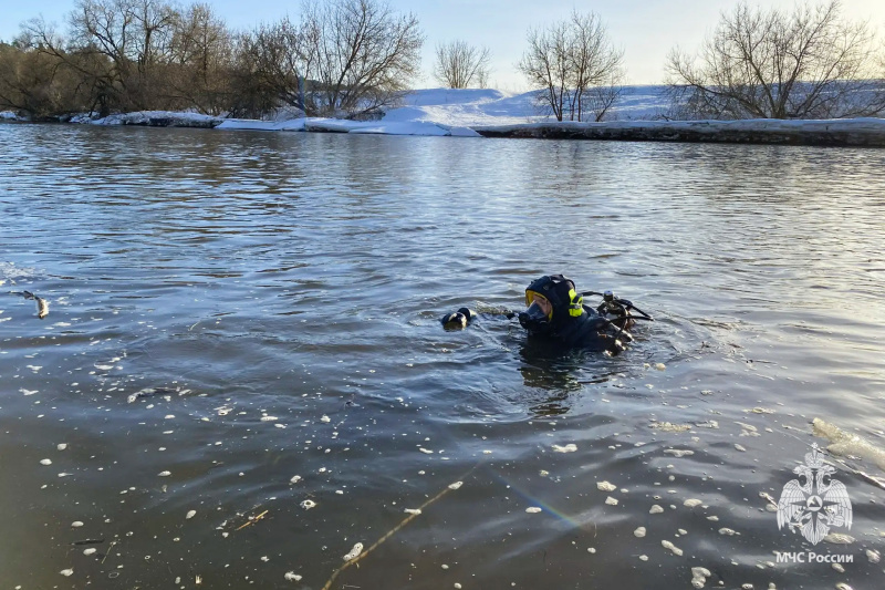 Водолазы Центра принимают участие в поисках пропавших детей