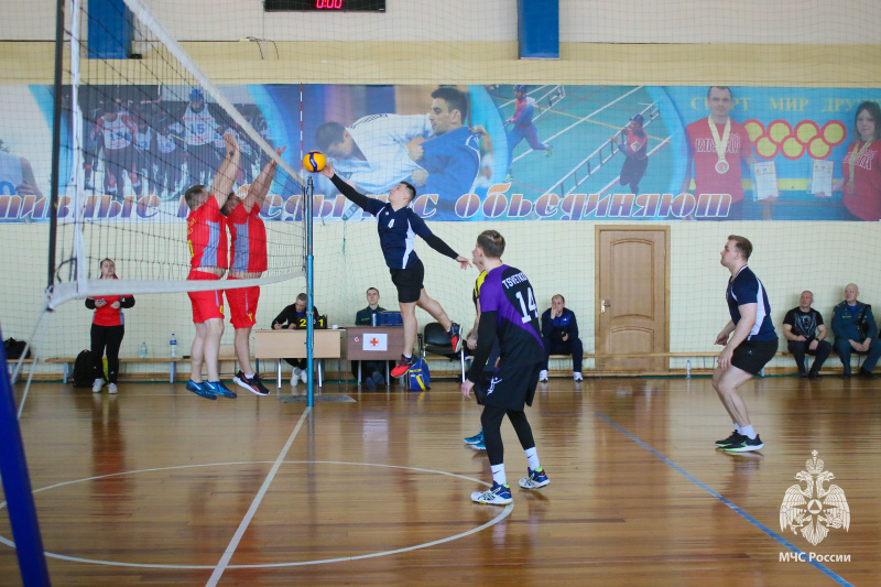 На базе Центра стартовала спартакиада по волейболу