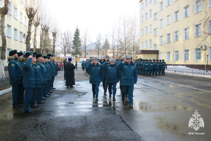 Проводы  отряда  в  служебную командировку