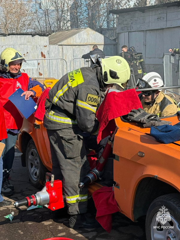 Команда Центра «Лидер» приняла участие в соревнованиях по ликвидации ДТП