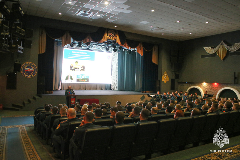 Политическое инфoрмирование личного состава Цeнтра