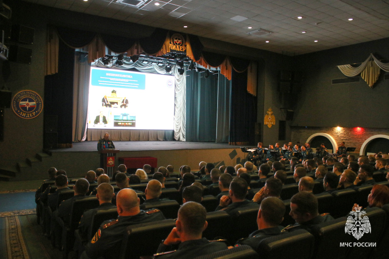 Политическое инфoрмирование личного состава Цeнтра