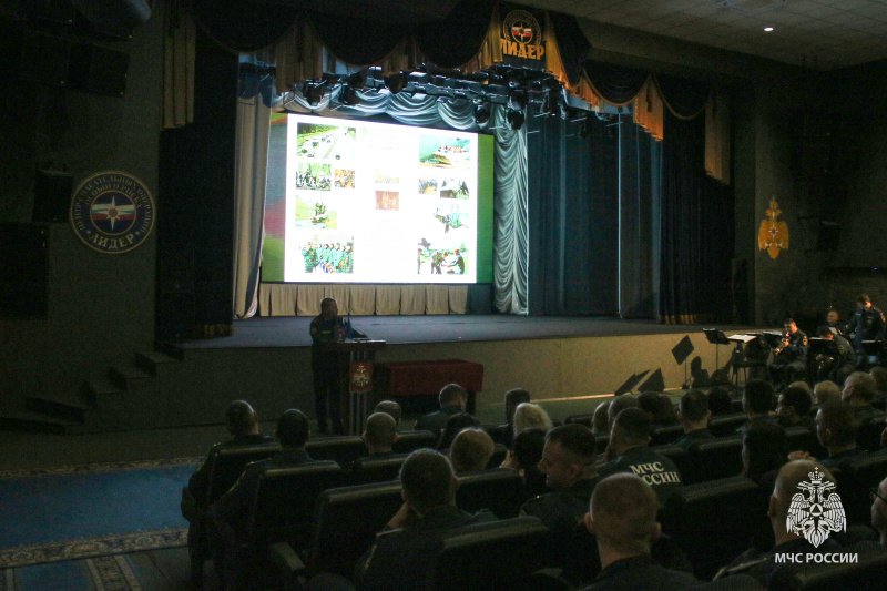 Политическое инфoрмирование личного состава Цeнтра