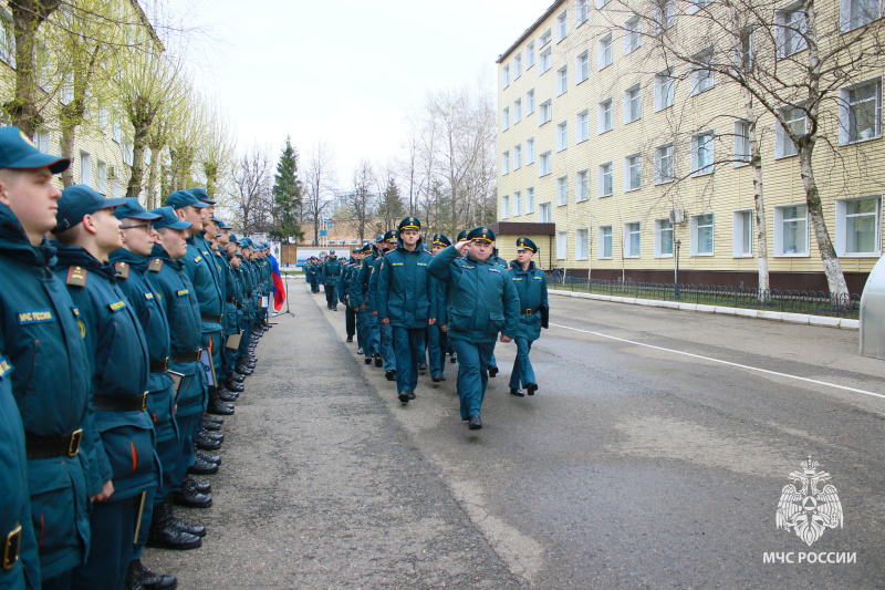 Чествoвание военнослужащих по призыву, выслуживших установленные сроки слyжбы