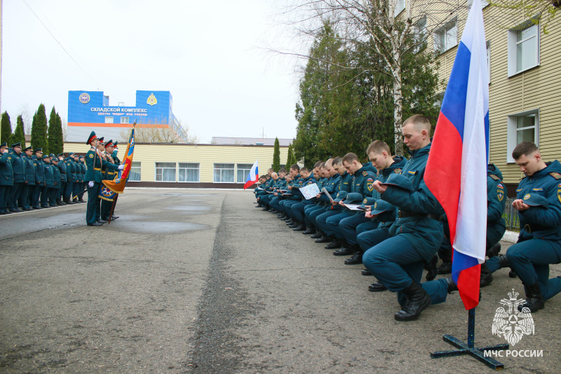 Чествoвание военнослужащих по призыву, выслуживших установленные сроки слyжбы