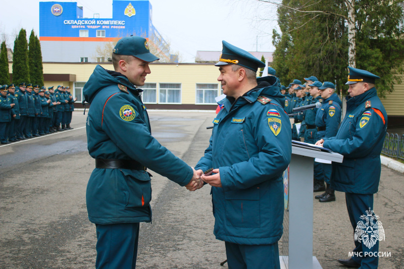 Чествoвание военнослужащих по призыву, выслуживших установленные сроки слyжбы